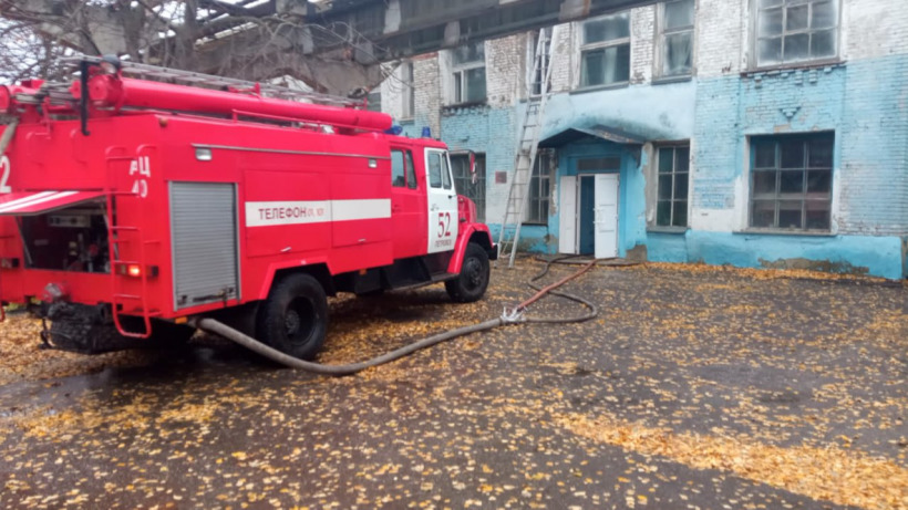 Из-за аварийного состояния электропроводки в Петровске загорелся завод автозапчастей