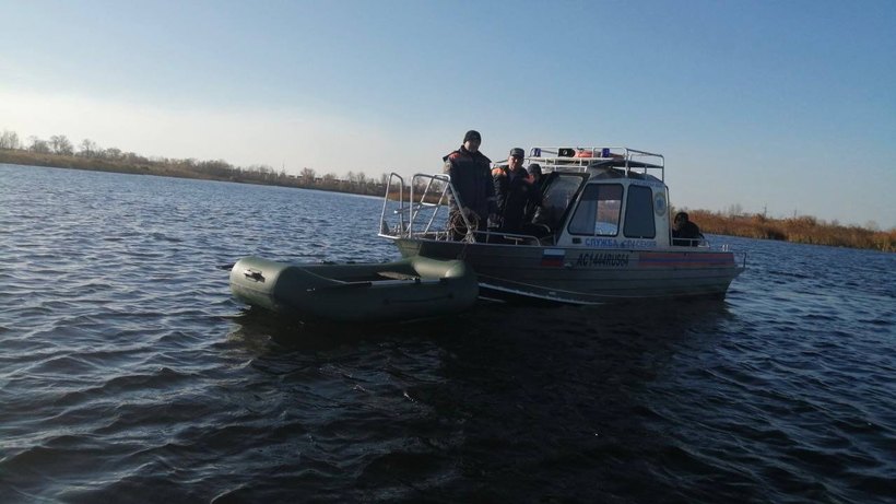 В Энгельсе спасатели помогли мужчине выбраться из зарослей камыша