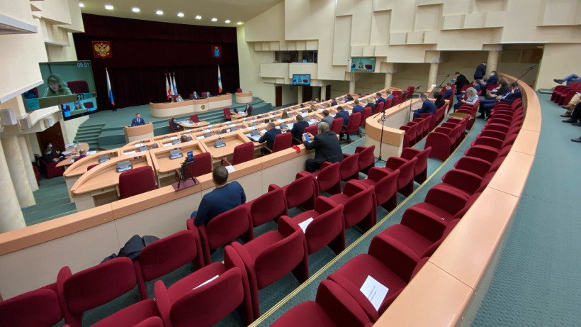 Муниципальные депутаты направили в облдуму инициативу об объединении Саратова с пригородом  
