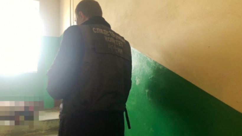 В подъезде дома на Чернышевского нашли труп