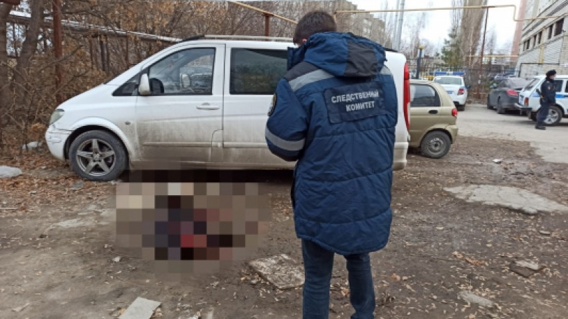 Саратовского пенсионера подозревают в убийстве молодого мужчины
