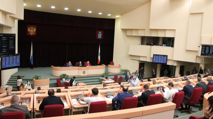 Депутат Чепрасов заявил о неэффективном использовании налоговых доходов в Саратовской области