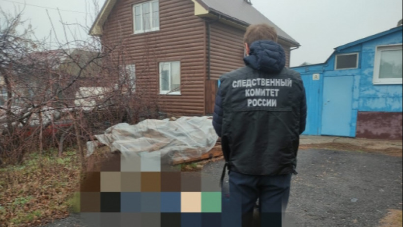 В Балакове нашли труп неизвестного мужчины с пробитой головой