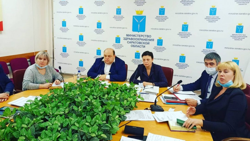 Глава саратовского минздрава признал снижение темпов вакцинации от коронавируса