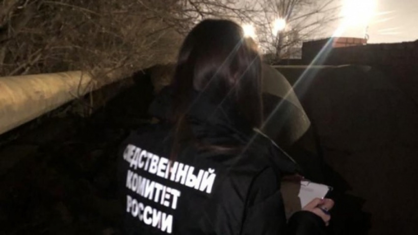 В коллекторе теплотрассы у Воскресенского кладбища месяц пролежал труп человека