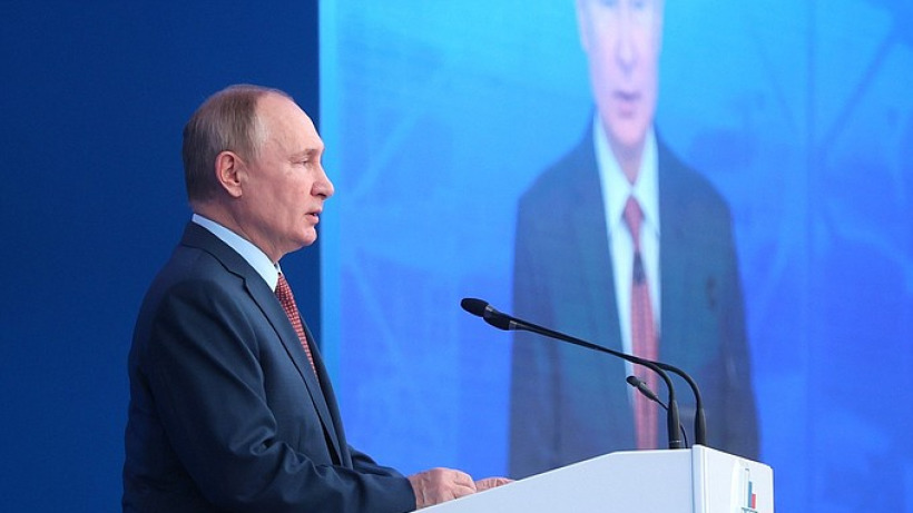 Путин призвал доработать закон о QR-кодах, чтобы он учитывал все жизненные ситуации