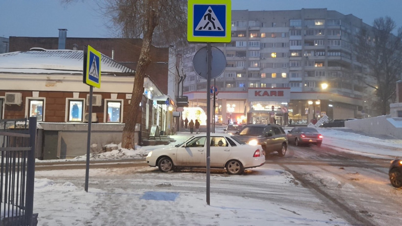 В центре Саратова «Приора» сбила женщину