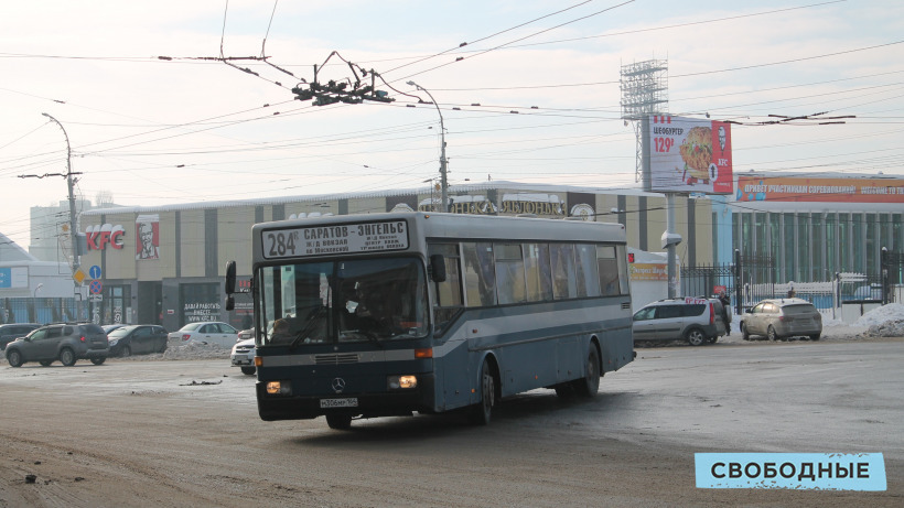 В Саратове заместитель министра проверил работу отопления в автобусах