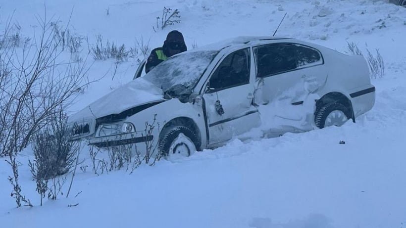 Авария с локомотивом на Сенной. Пострадали водитель и пассажир иномарки