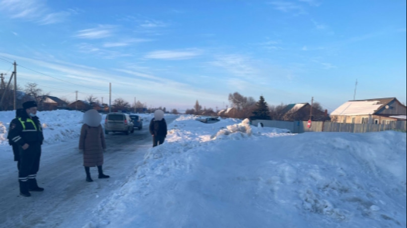 У Новых Бурас пятилетний мальчик попал под машину, скатившись с горки
