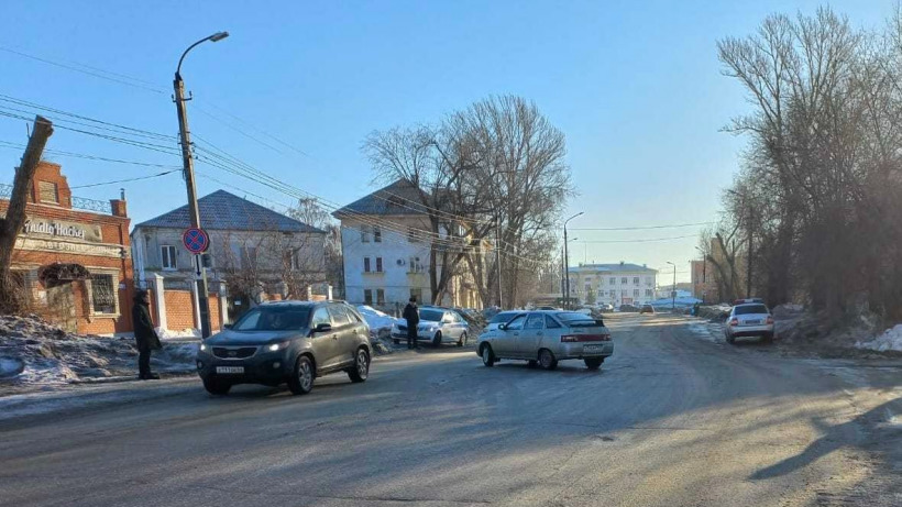 В Балакове «двенадцатая» сбила неизвестного мужчину