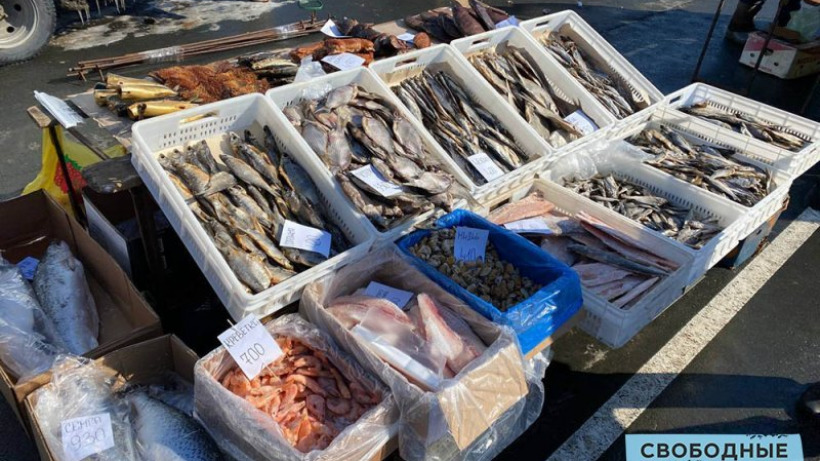 Кроме сахара, ажиотаж на ярмарке в Саратове вызвала замороженная рыба 