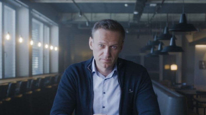 Навального приговорили к девяти годам колонии строгого режима 