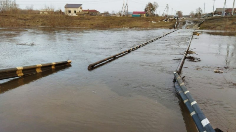Паводок – 2022. В Саратовской области закрыто движение на шести участках дорог