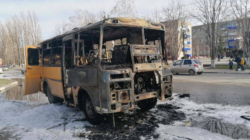 В Балакове сгорел рейсовый автобус
