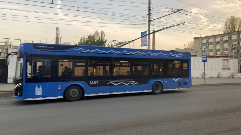 В Саратове из-за обрыва контактных сетей встали троллейбусы пяти маршрутов