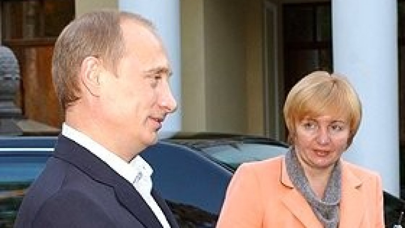 Великобритания ввела санкции против Алины Кабаевой, бывшей жены и родственников Путина