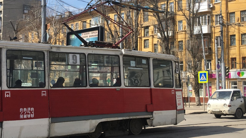 В Саратове из-за ДТП массово встали трамваи