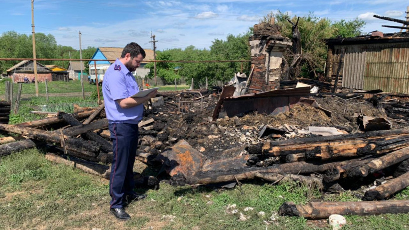 У Турков пожарные нашли в сгоревшем доме останки сельчанина