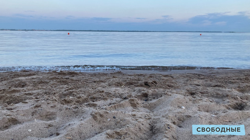 Администрация: На городском пляже Саратова к воскресенью установят дополнительные урны для мусора