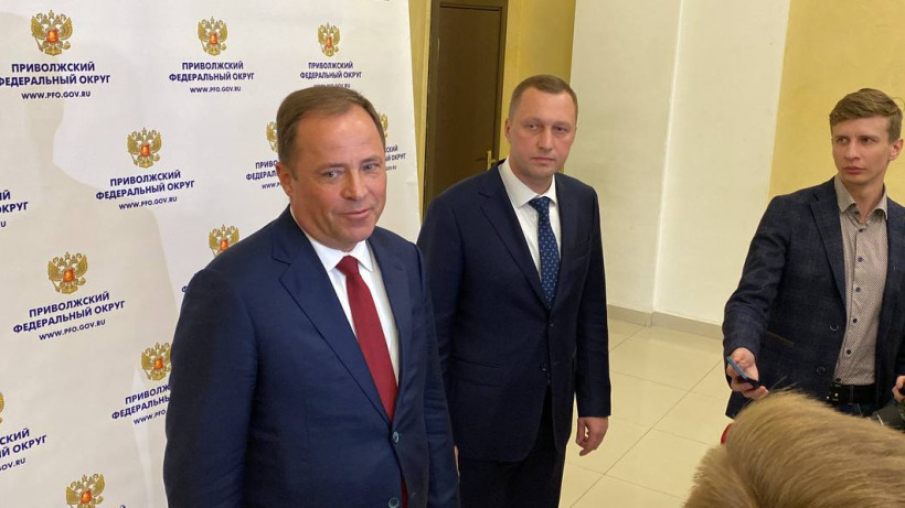 Полпред Комаров о посещении в Саратове завода нефтегазового оборудования : «Есть проблемы»