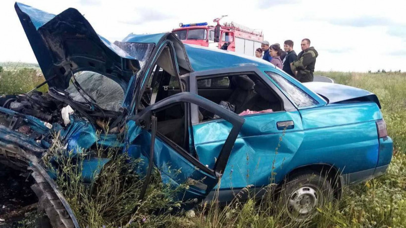 В столкновении двух «Лад» у Лысых Гор погиб водитель