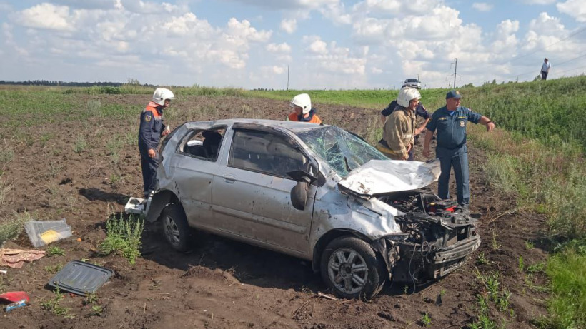 Под Аткарском женщина на Hyundai Getz вылетела в кювет и пострадала