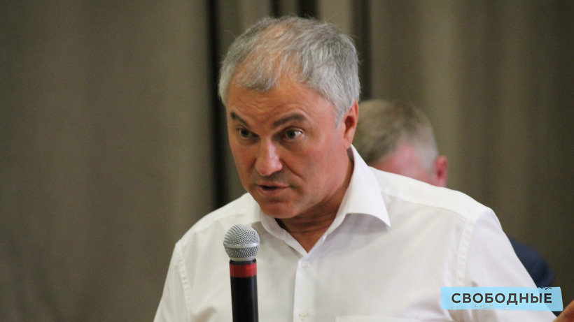 Во время полета в Луганск на вертолете Володину пожаловались на саратовскую медицину