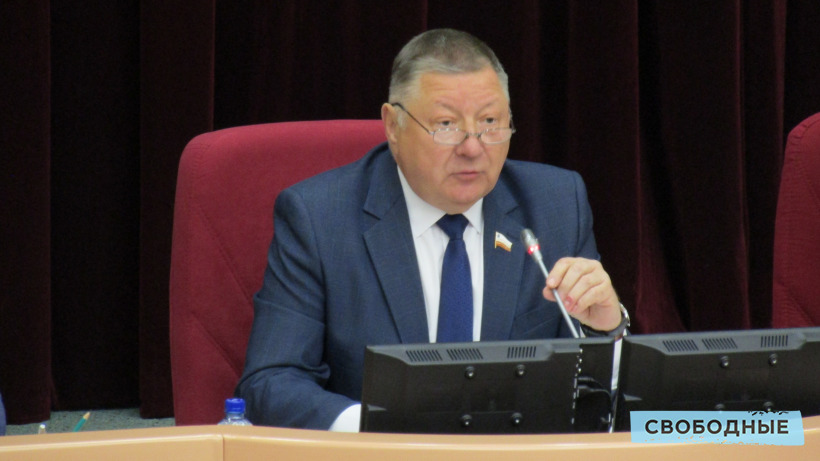 Председатель саратовской облдумы Романов потерял шесть позиций в медиарейтинге глав заксобраний