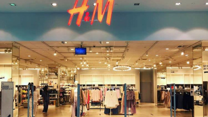 В Саратовском ТЦ «Happy Молл» снова открылся магазин H&M