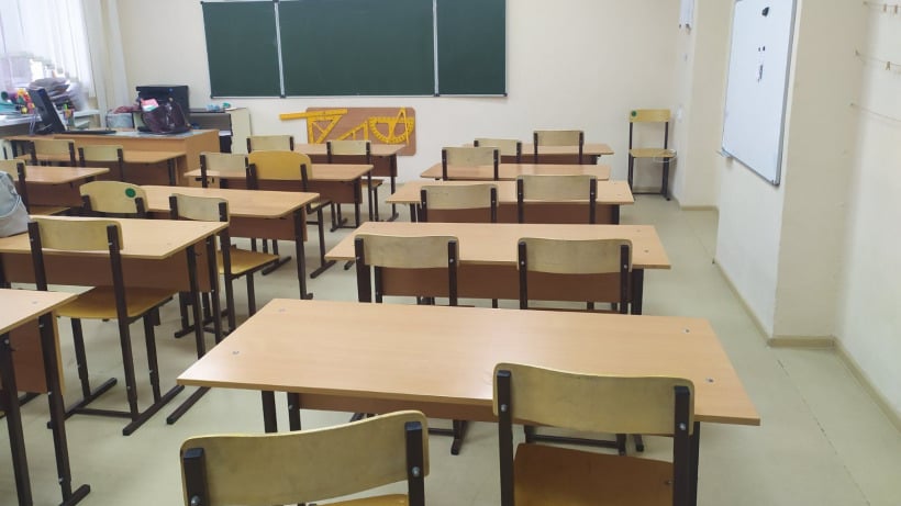 Саратовцы требуют от чиновников принять меры из-за постоянных эвакуаций школьников
