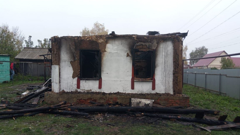 При пожаре под Аткарском пострадал мужчина