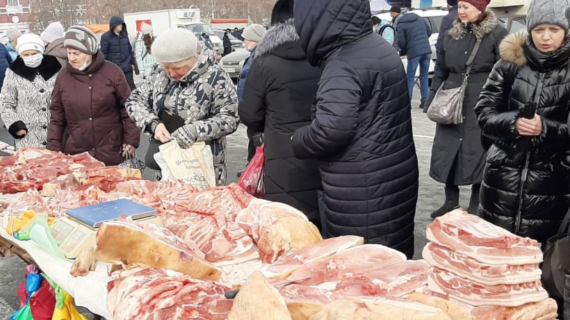 Завтра на сельскохозяйственных ярмарках саратовцы смогут купить мясо и молоко