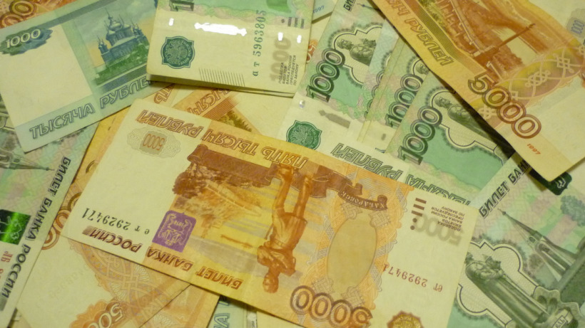 Просрочка по зарплате перед саратовцами составляет 12,3 миллиона рублей