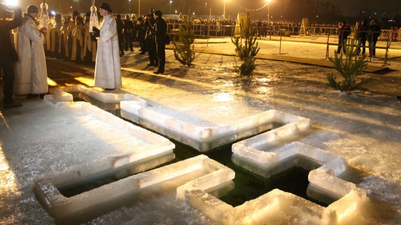 Спасатели рекомендуют саратовцам не прыгать в воду на Крещение