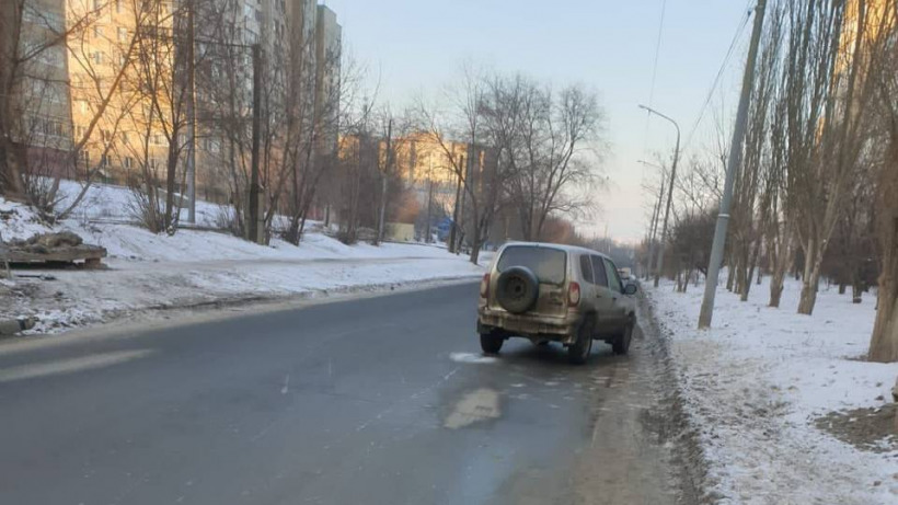 Утром на Гвардейской пенсионерка попала под колеса «Нивы»