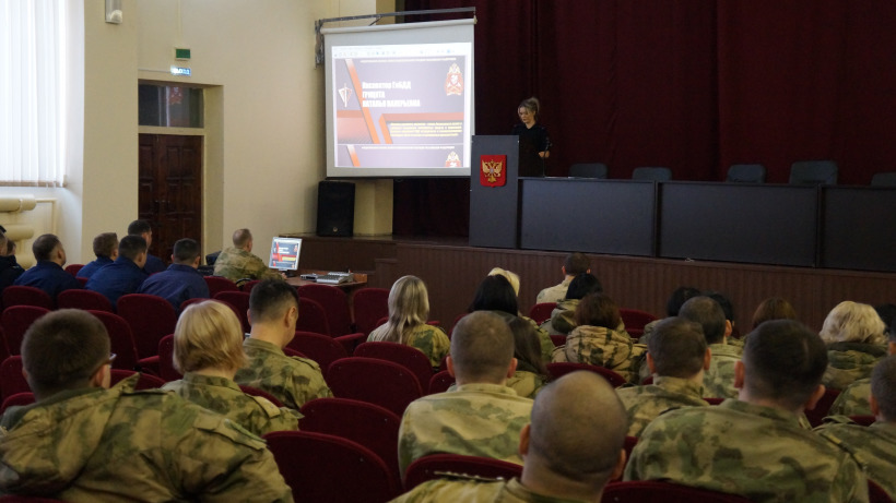 Энгельсские автоинспекторы напомнили военным о недопустимости вождения в пьяном виде