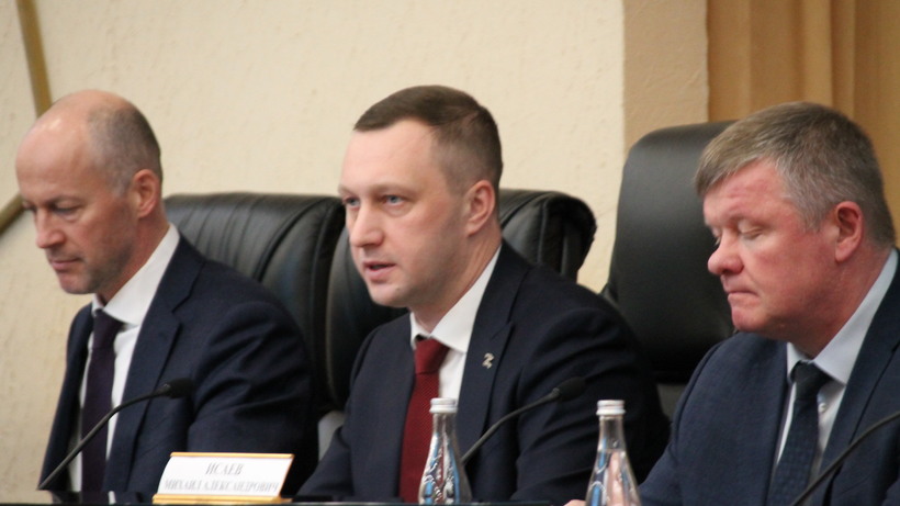 Рост продолжительности жизни и борьба с очередями в поликлиниках. Губернатор назвал задачи для саратовской медицины на год