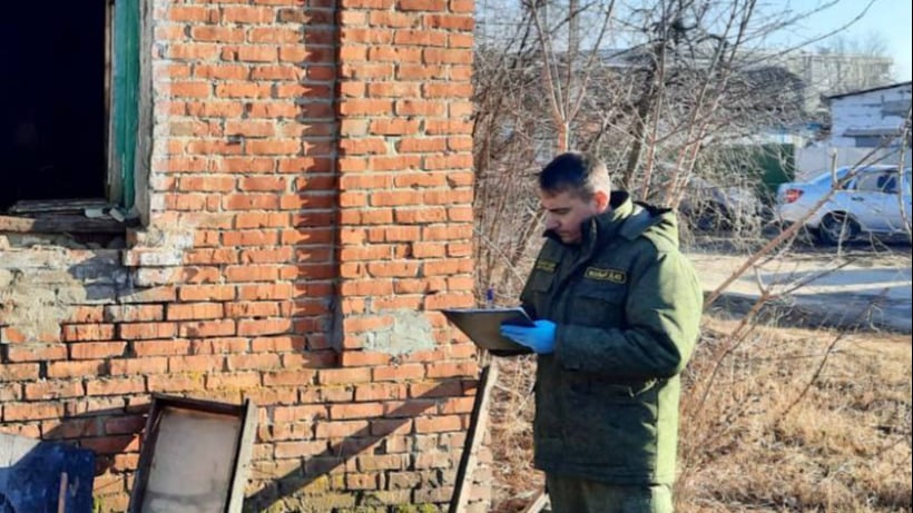 Под Саратовом мужчина самовольно подключил квартиру к электросети и погиб при пожаре