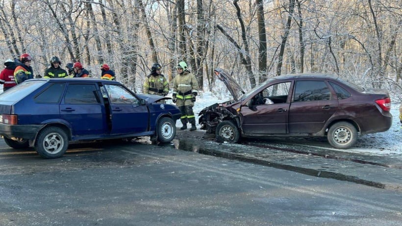 Полиция просит откликнуться очевидцев ноябрьского ДТП в Саратове, в котором тяжело пострадал ребенок