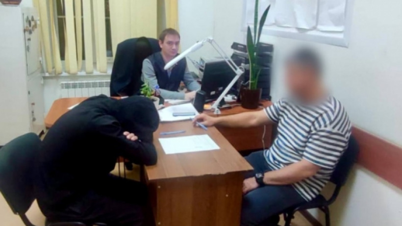 Житель Энгельсского района, два года насиловавший малолетнюю дочь, проведет 16 лет за решеткой