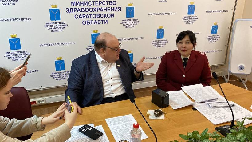 Министр Костин: В Саратовскую область корь регулярно завозят из Самары 