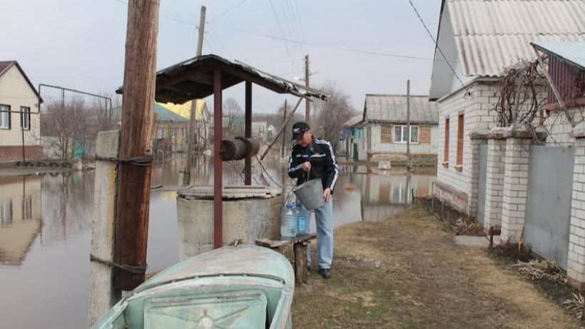 МЧС: В Балашове затоплены 125 жилых дворов, под угрозой паводка еще 53
