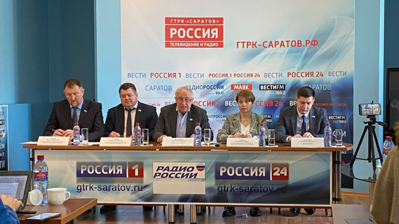 «Надо поднимать морально-нравственный аспект». Спикер гордумы предложил свой метод борьбы с бродячими собаками в Саратове