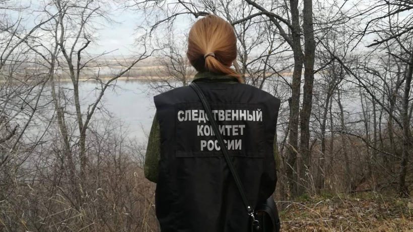 В Волге у саратовской турбазы рыбак обнаружил утопленника