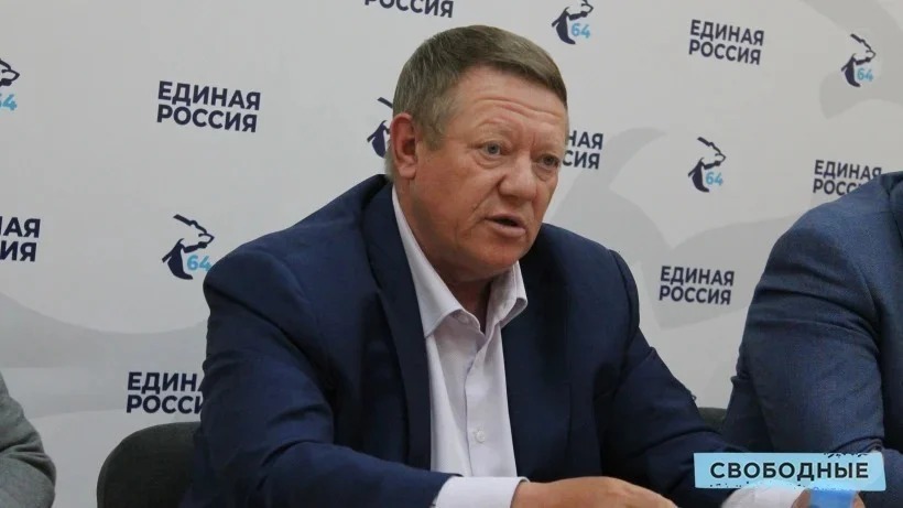 Одним из авторов законопроекта об электронных повестках стал депутат ГД от Саратовской области Николай Панков