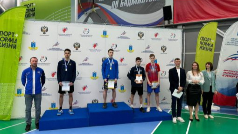 Саратовские спортсмены выиграли серебро Первенства России по бадминтону