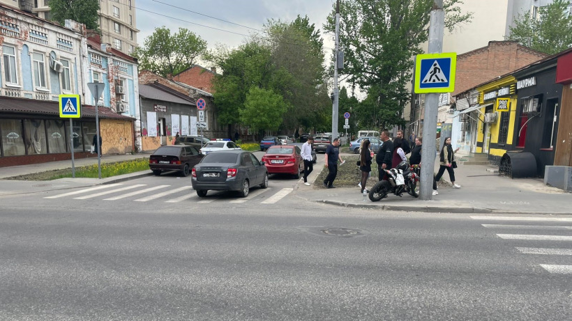 Мотоциклист попал в больницу после столкновения с Грантой на Чапаева