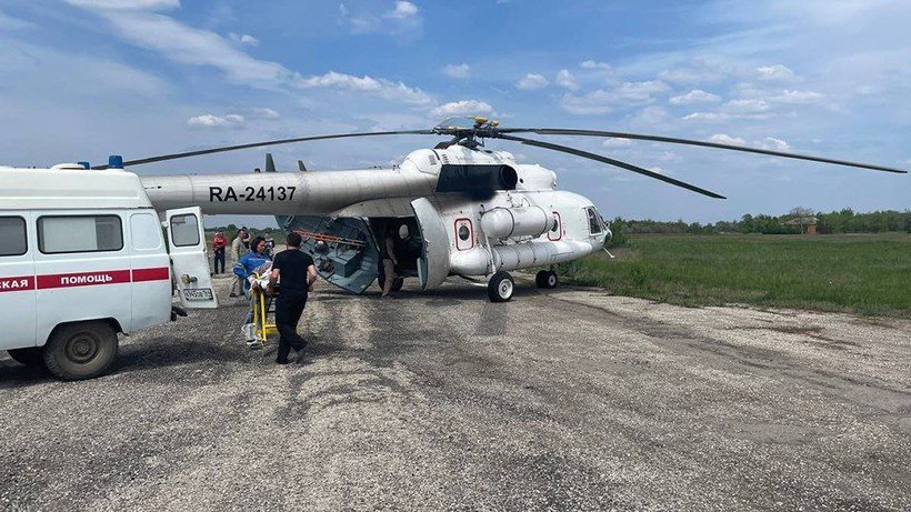 Врачи спасли жизнь пострадавшему в ДТП под Турками, доставив его в Саратов на вертолете
