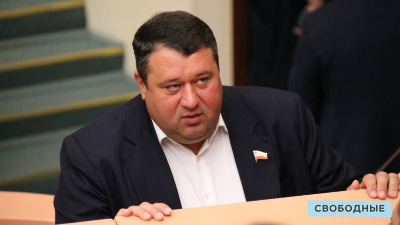 Саратовский депутат заявил, что программа привлечения медиков в районы не работает